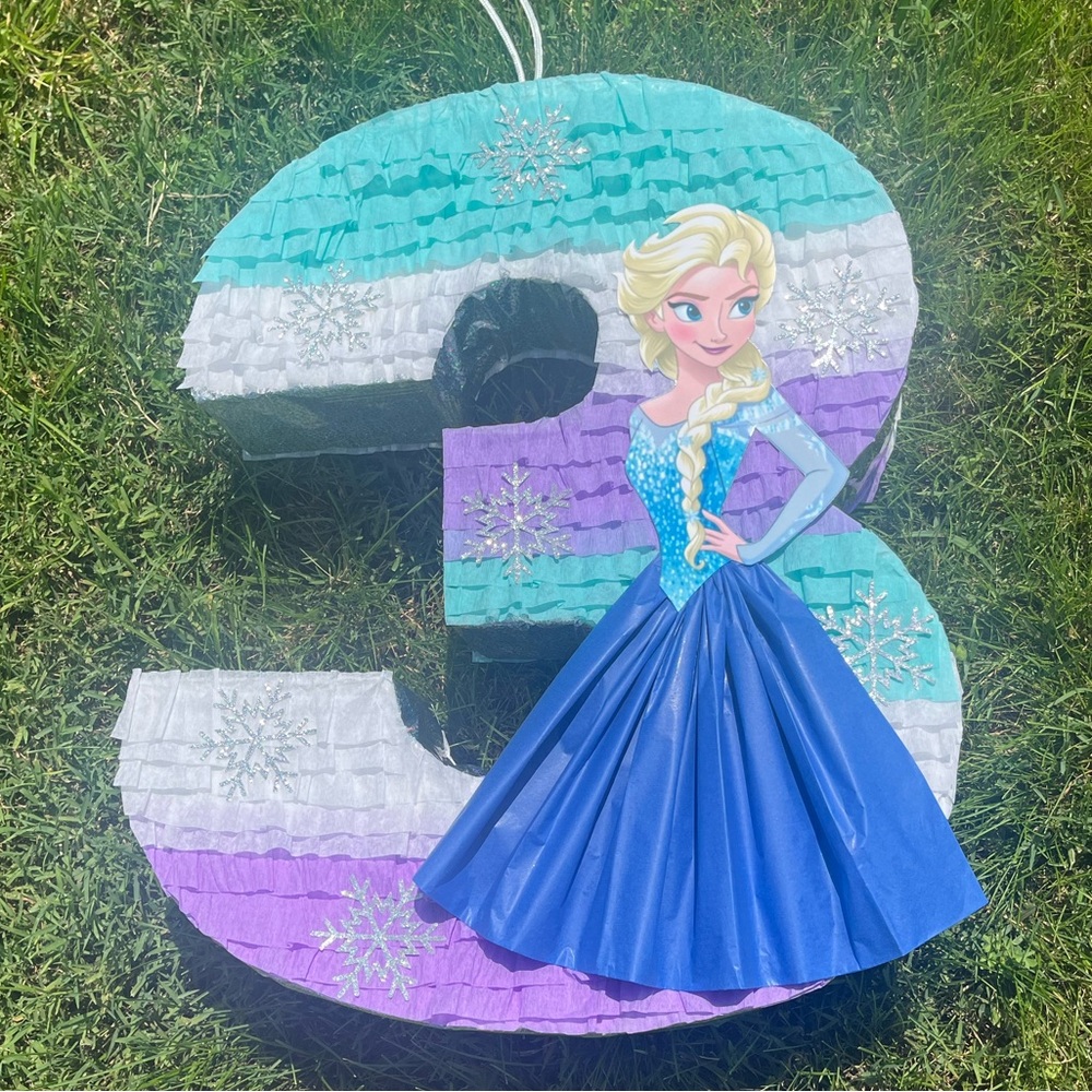 #3 Frozen Elsa Pinata